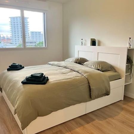 Superbe Appartement Neuf Dans Residence Familiale Aux Portes De Paris Avec Parking Ivry-sur-Seine Ngoại thất bức ảnh