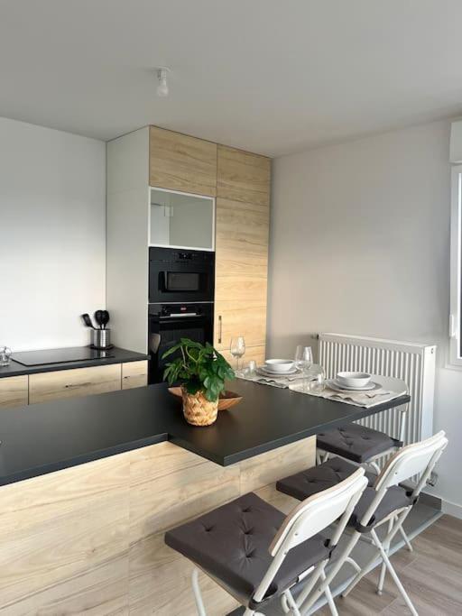 Superbe Appartement Neuf Dans Residence Familiale Aux Portes De Paris Avec Parking Ivry-sur-Seine Ngoại thất bức ảnh