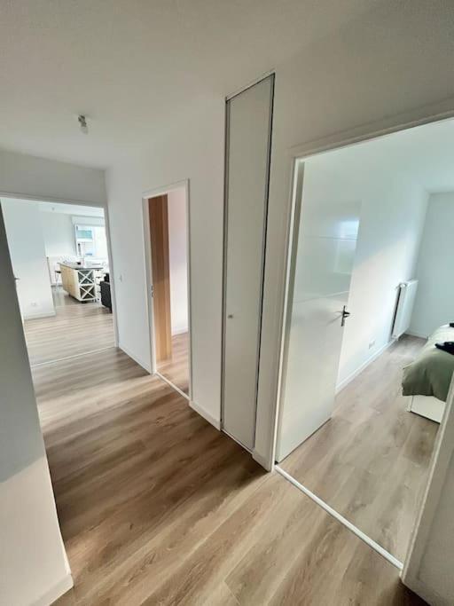 Superbe Appartement Neuf Dans Residence Familiale Aux Portes De Paris Avec Parking Ivry-sur-Seine Ngoại thất bức ảnh